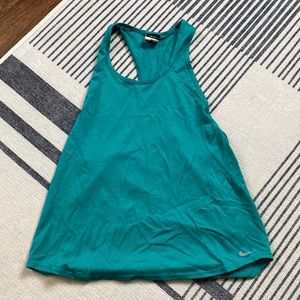 Nike tank